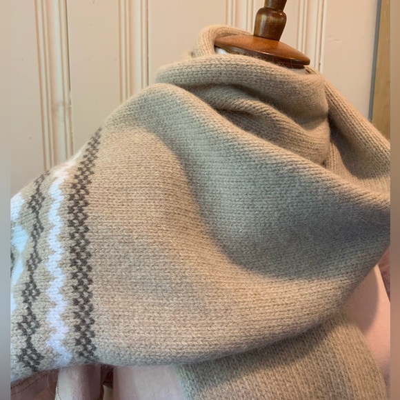 BROOKS BROTHERS WOOL ANGORA FAIR ISLE KNIT SCARF - Picture 1 of 8